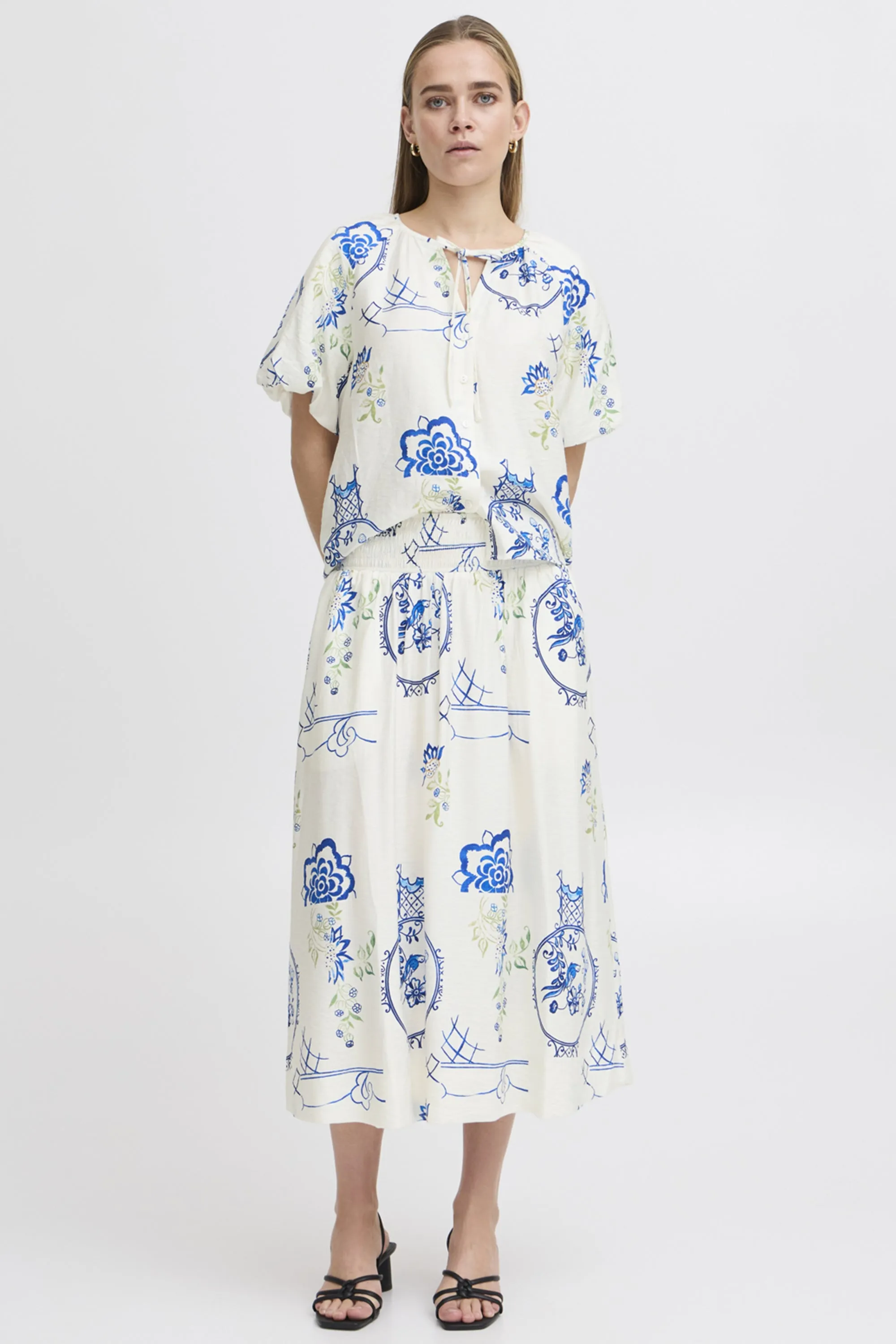BIG SCALE TILE A-LINE PRINT SKIRT